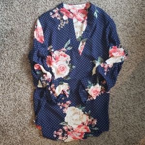 Floral 3/4 length sleeve shirt